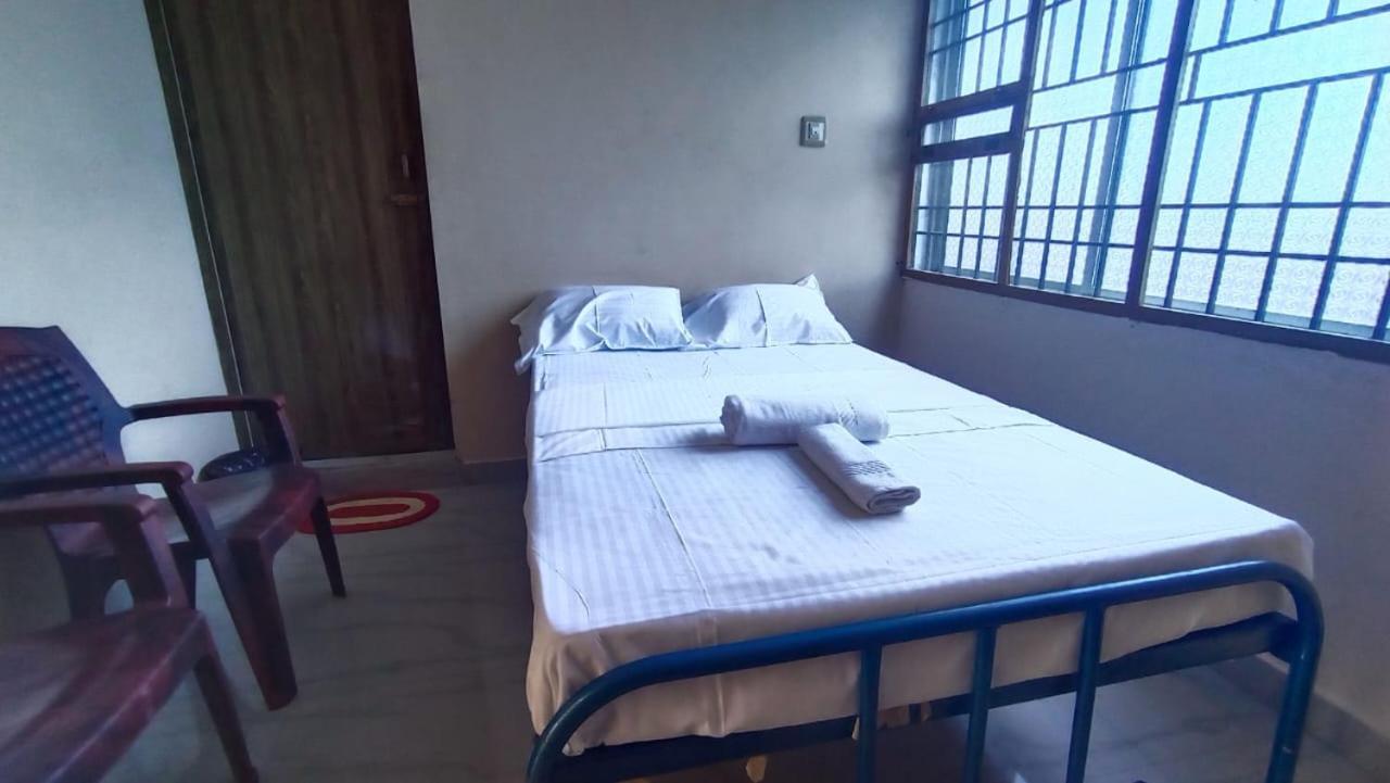 Thiru Arunai Guest House Tiruvannāmalai エクステリア 写真